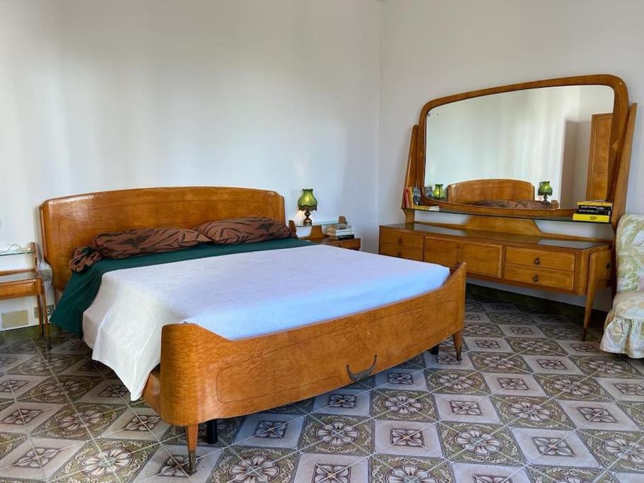 Villa Karmarea Mola di Bari Esterno foto